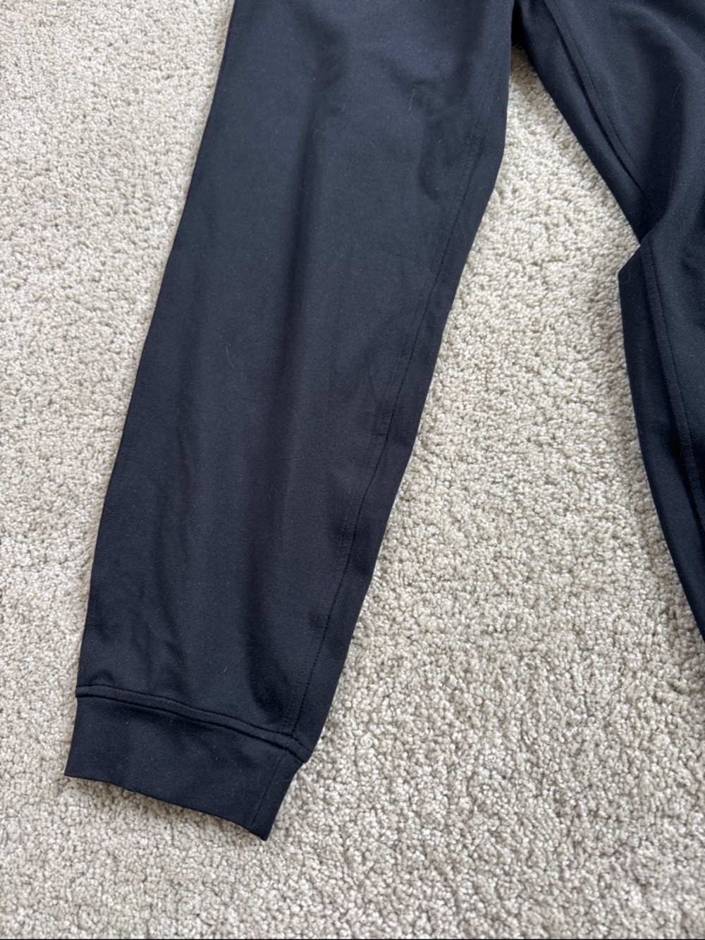 LULULEMON Black Nulu Joggers 6/S - Picture 3 of 6